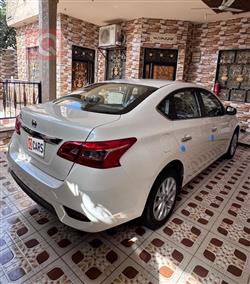 نيسان سنترا